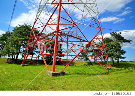 千葉県 手賀沼沿いに架かる架空送電線と鉄塔 千葉県 手賀沼沿いに架かる架空送電線と鉄塔 126620162