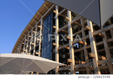 EXPO2025大阪・関西万博の大屋根リング 126623546