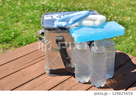 熱中症対策グッズ ネッククーラー 水分補給 猛暑対策グッズ 炎天下対策グッズ 真夏日対策グッズ 熱中症対策グッズ ネッククーラー 水分補給 猛暑対策グッズ 炎天下対策グッズ 真夏日対策グッズ 126625659