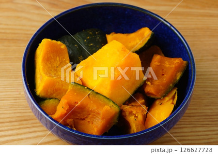 家庭料理カボチャの煮物 126627728