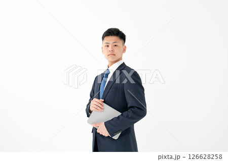 若い男性 ビジネス タブレット 若い男性 ビジネス タブレット 126628258