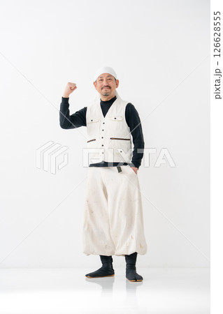 職人 ニッカポッカ ポートレート ガッツポーズ 職人 ニッカポッカ ポートレート ガッツポーズ 126628555