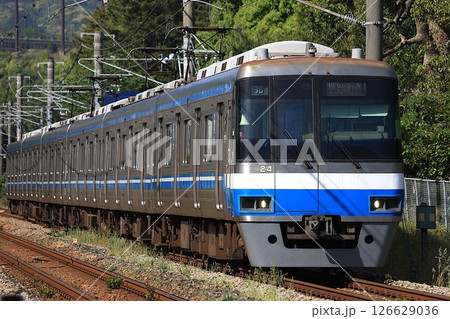 【福岡市地下鉄】2000N系（筑肥線：今宿〜下山門） 126629036