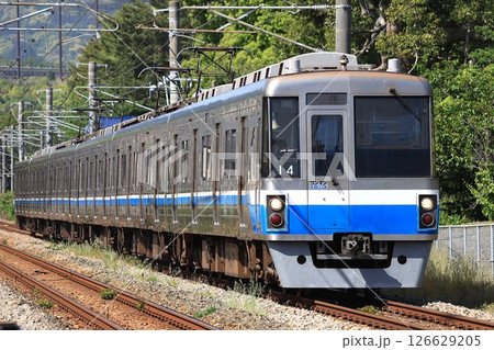 【福岡市地下鉄】1000N系（筑肥線：今宿〜下山門） 126629205