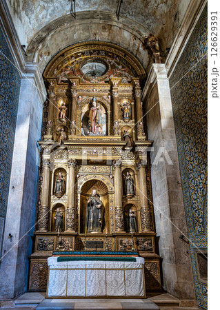 Interior of the New Cathedral 126629391