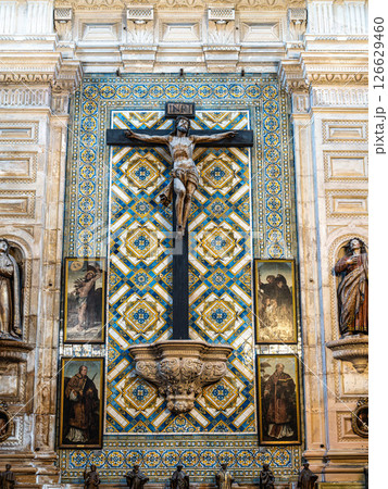 Coimbra , Portugal - Mar 15, 2025: Interior of Santa Cruz Monastery at Coimbra, Portugal 126629460