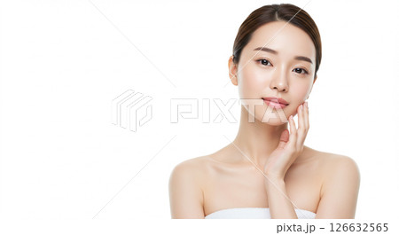素肌が美しい女性のスキンケアイメージ 素肌が美しい女性のスキンケアイメージ 126632565