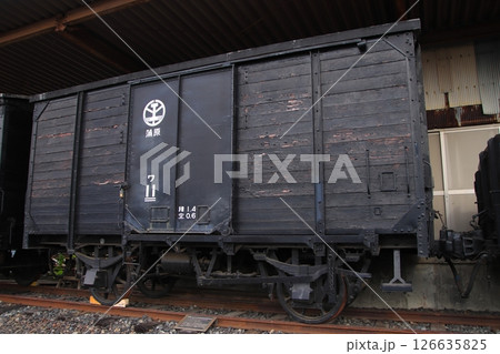 かつて新潟県_蒲原鉄道で活躍したワ11形貨車 かつて新潟県_蒲原鉄道で活躍したワ11形貨車 126635825