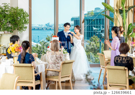 ウェディングイメージ　ファーストバイト 126639661