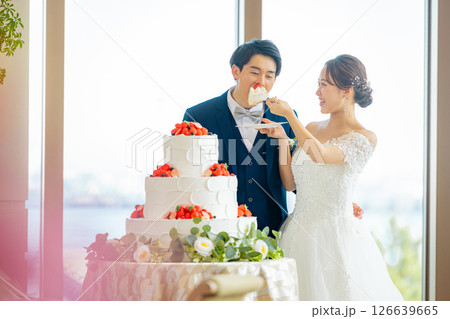 ウェディングイメージ　ファーストバイト 126639665