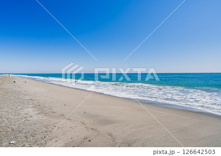 磐田市にある竜洋海岸の風景(静岡県) 磐田市にある竜洋海岸の風景(静岡県) 126642503