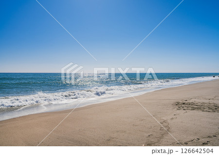 磐田市にある竜洋海岸の風景(静岡県) 磐田市にある竜洋海岸の風景(静岡県) 126642504