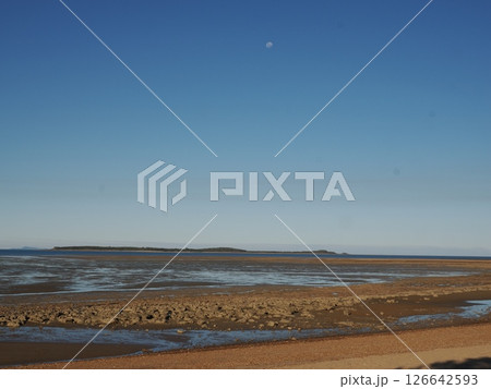 Clairview Boat Ramp付近の干潮時の風景　Queensland　Australia 126642593
