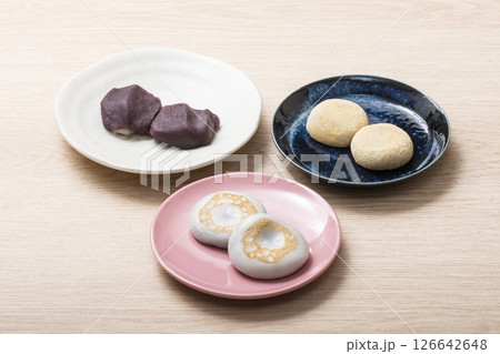 伊勢三大餅　伊勢名物　へんば餅と二軒茶屋餅と赤福　お餅の和菓子　郷土菓子　三重県の和菓子　餅街道 126642648