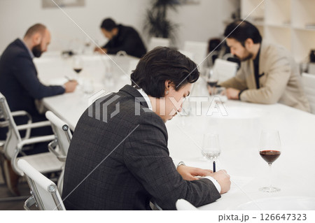 Sommelier Certification: Group Blind Tasting Sommelier Certification: Group Blind Tasting 126647323
