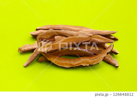 Dried sliced lingzhi mushroom or reishi mushroom Dried sliced lingzhi mushroom or reishi mushroom 126648812