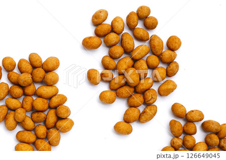 Coconut cream coated peanuts snack 126649045