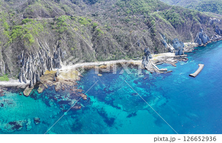 空撮「青森県」神秘的な風景が広がる仏ヶ浦 佐井村 空撮「青森県」神秘的な風景が広がる仏ヶ浦 佐井村 126652936