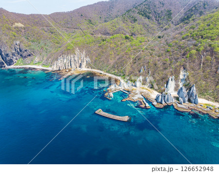 空撮「青森県」神秘的な風景が広がる仏ヶ浦　佐井村 126652948