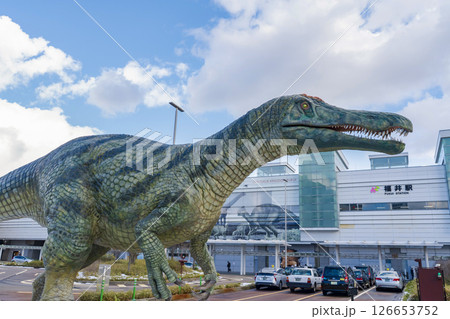 福井駅西口広場(恐竜広場) 福井駅西口広場(恐竜広場) 126653752