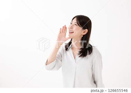 応援する女性 応援する女性 126655546
