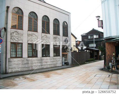 石川県金沢市のひがし茶屋街広見(自由軒・レストラン) 126658752