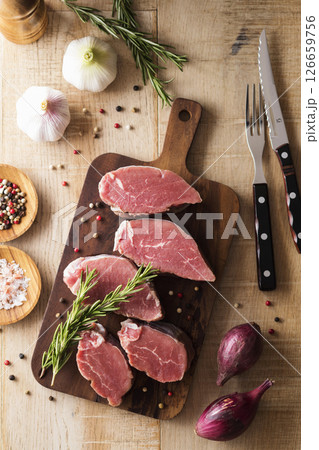 ステーキ用精肉 / 牛テンダーロイン ステーキ用精肉 / 牛テンダーロイン 126659756