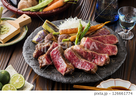 和牛サーロインステーキ 和牛サーロインステーキ 126661774