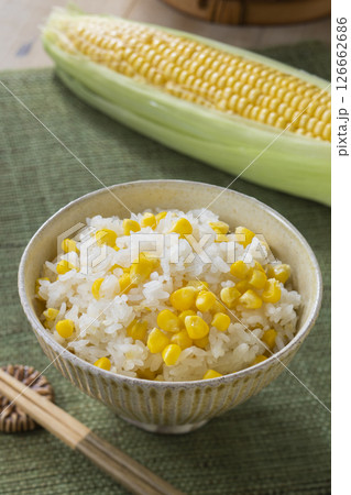 トウモロコシの炊き込みご飯 トウモロコシの炊き込みご飯 126662686