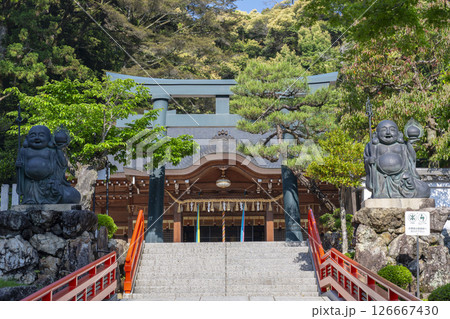 清荒神清澄寺　拝殿 126667430