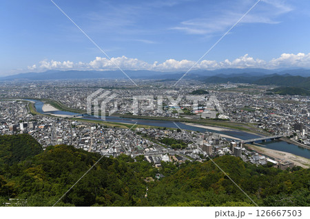 金華山山頂から北西の景色 金華山山頂から北西の景色 126667503