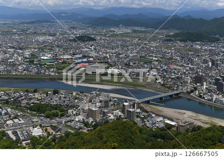 金華山山頂から北西の景色 金華山山頂から北西の景色 126667505