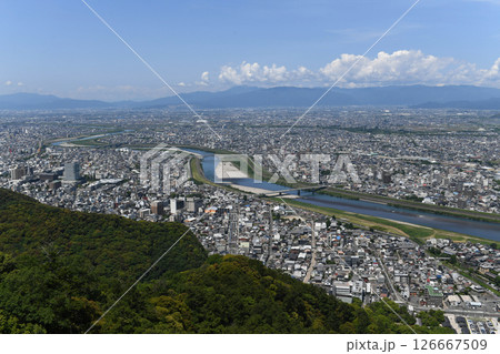 金華山山頂から西の景色 126667509