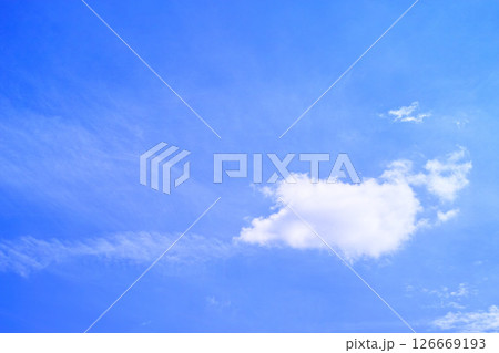 青空と雲イメージ 青空と雲イメージ 126669193