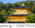 快晴の京都 金閣寺 126677018