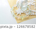 天然石のブレスレットと六角柱 126678582