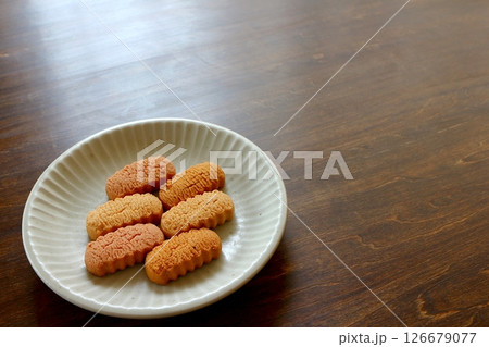 沖縄の伝統的なお菓子のちんすこう 沖縄の伝統的なお菓子のちんすこう 126679077