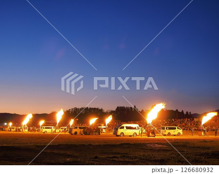 長野県　佐久バルーンフェスティバル　ファイヤーイルージョン　5月 126680932