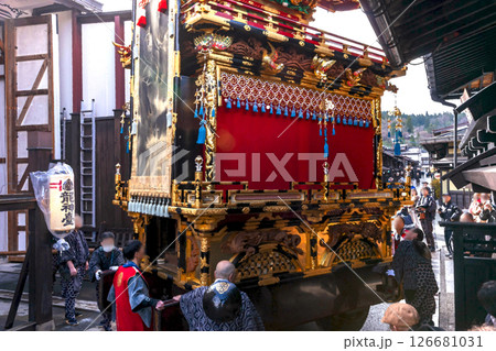 250414春の高山祭イラスト111z058 126681031