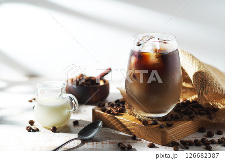 アイスカフェオレ・アイスカフェオーレ 126682387