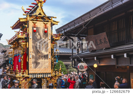 250414春の高山祭イラスト111z439 250414春の高山祭イラスト111z439 126682679