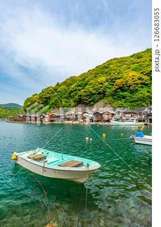 伊根の舟屋　初夏の京都　　 126683055