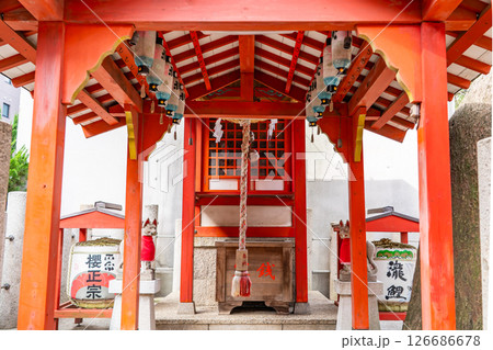 魚崎八幡宮神社　境内社　白髭稲荷神社（一願成就の霊験）　神戸市東灘区魚崎南町 126686678