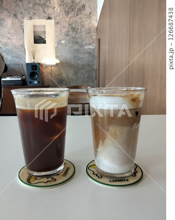 americano vs cappuccino americano vs cappuccino 126687438