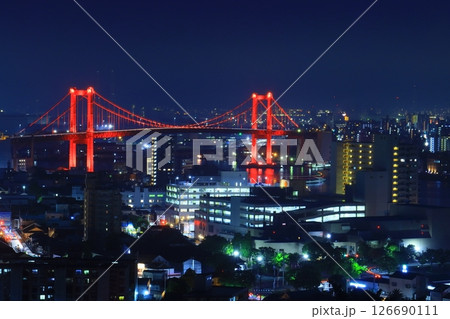 若戸大橋(北九州市若松区)高塔山から見る夜景<夜景遺産認定地> 若戸大橋(北九州市若松区)高塔山から見る夜景<夜景遺産認定地> 126690111