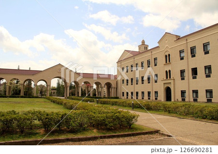 関西学院大学神戸三田キャンパス 126690281