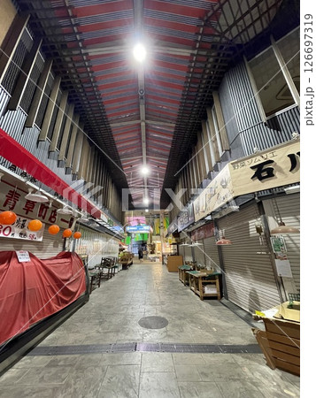 金沢市民の台所 定休日の近江町市場 金沢市民の台所 定休日の近江町市場 126697319