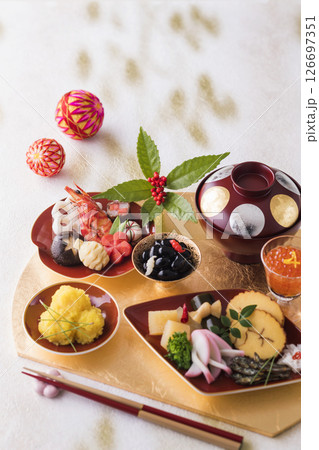 おせち料理 126697351