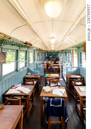 ＜長野＞安曇野ちひろ美術館 トットちゃん広場の列車 126700957