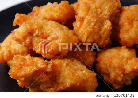 おいしい鶏の唐揚げ おいしい鶏の唐揚げ 126701438
